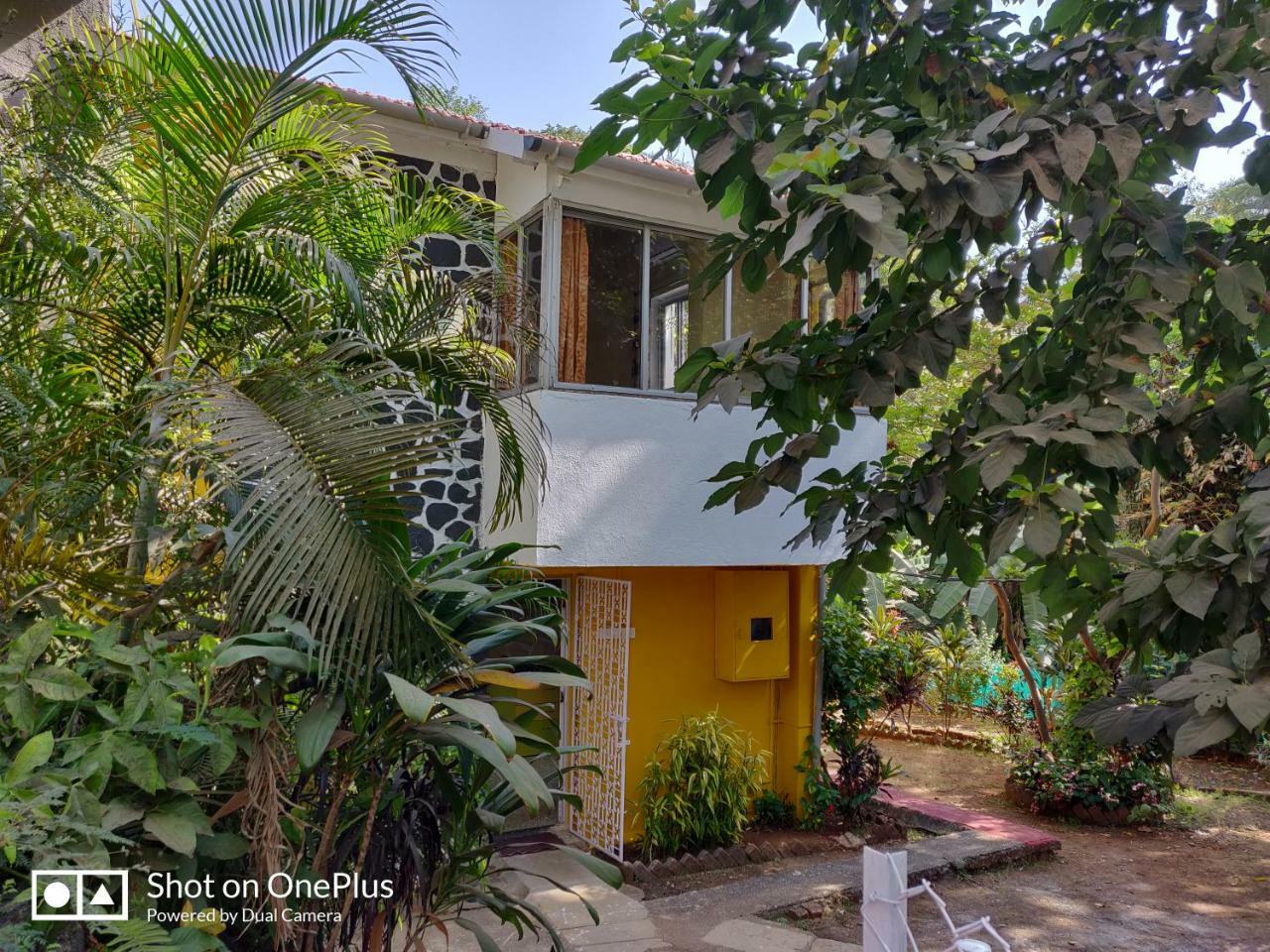 Leela's Cottage Lonavala Esterno foto