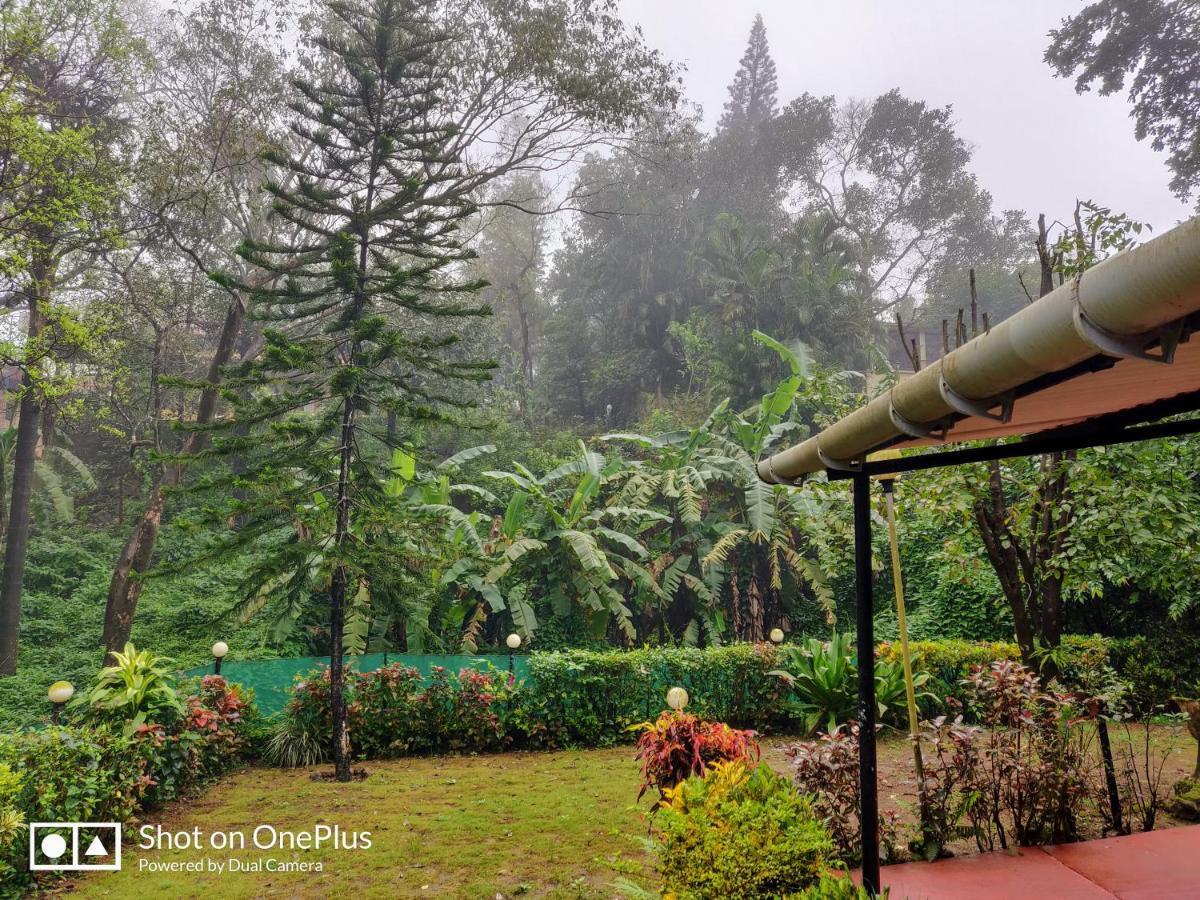 Leela's Cottage Lonavala Esterno foto