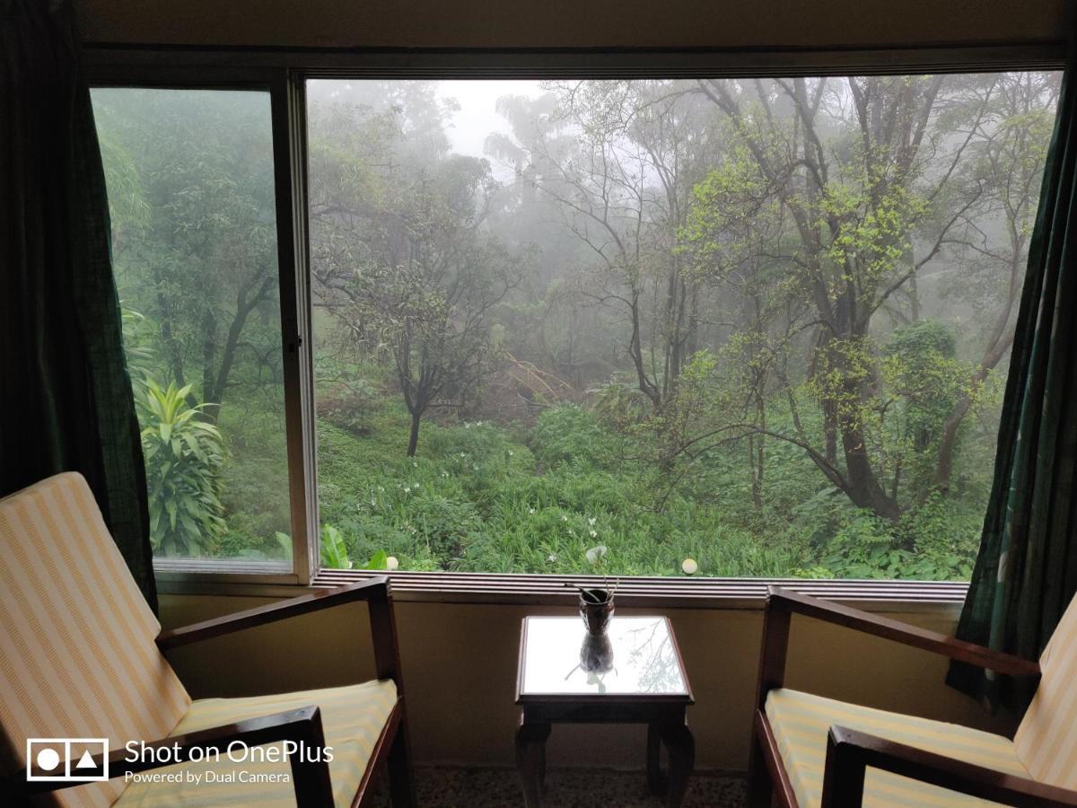 Leela's Cottage Lonavala Esterno foto