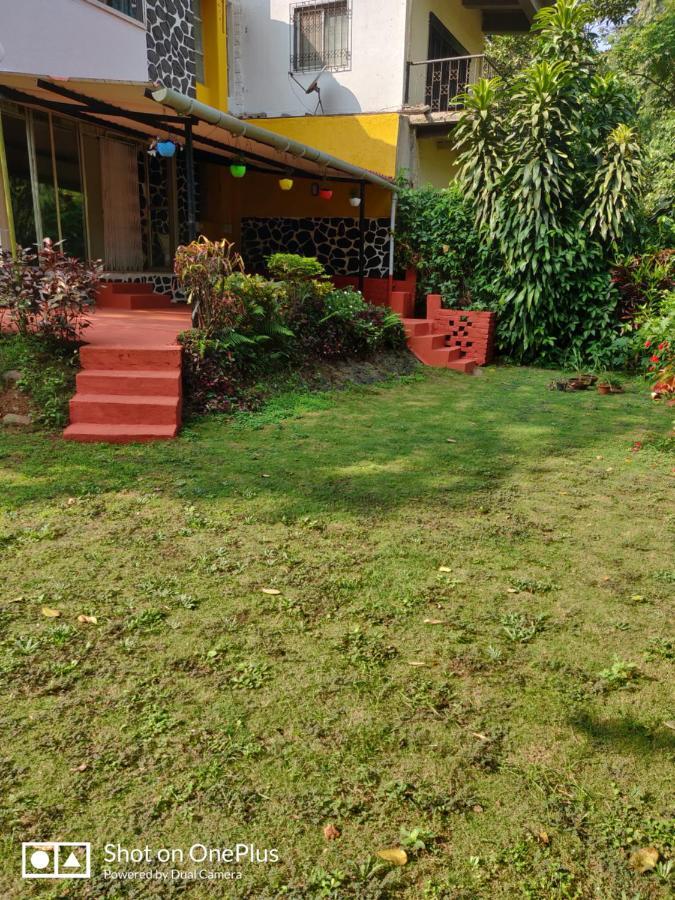 Leela's Cottage Lonavala Esterno foto