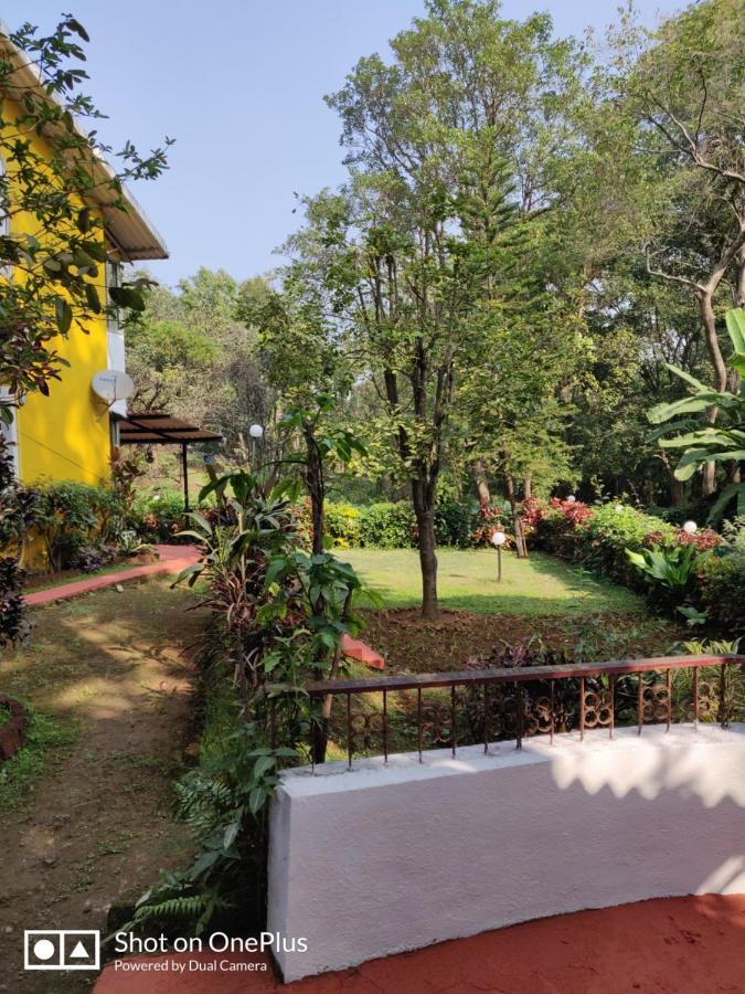 Leela's Cottage Lonavala Esterno foto